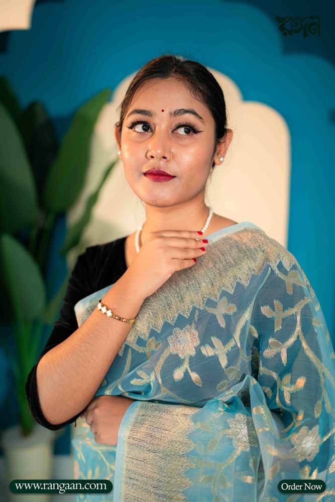 Light Pest Premium Tantuj Saree