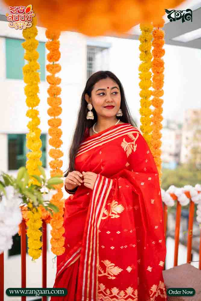 Red Colour Half-Silk Handloom Jamdani Saree