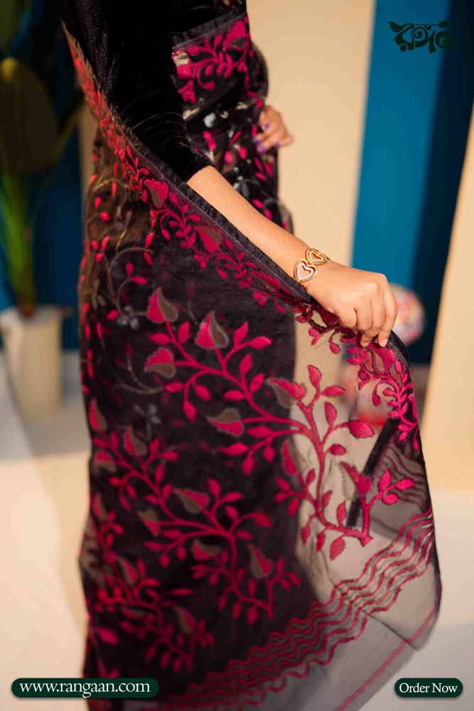 Black Colour Rashom-Silk Premium Tantuj Saree